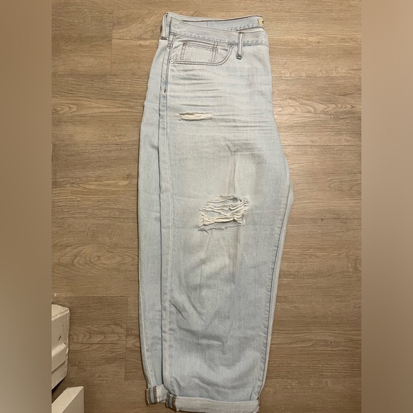 Madewell Slouchy Boyjeans, Light Wash, Ripped - 32 Petite - Picture 2 of 12